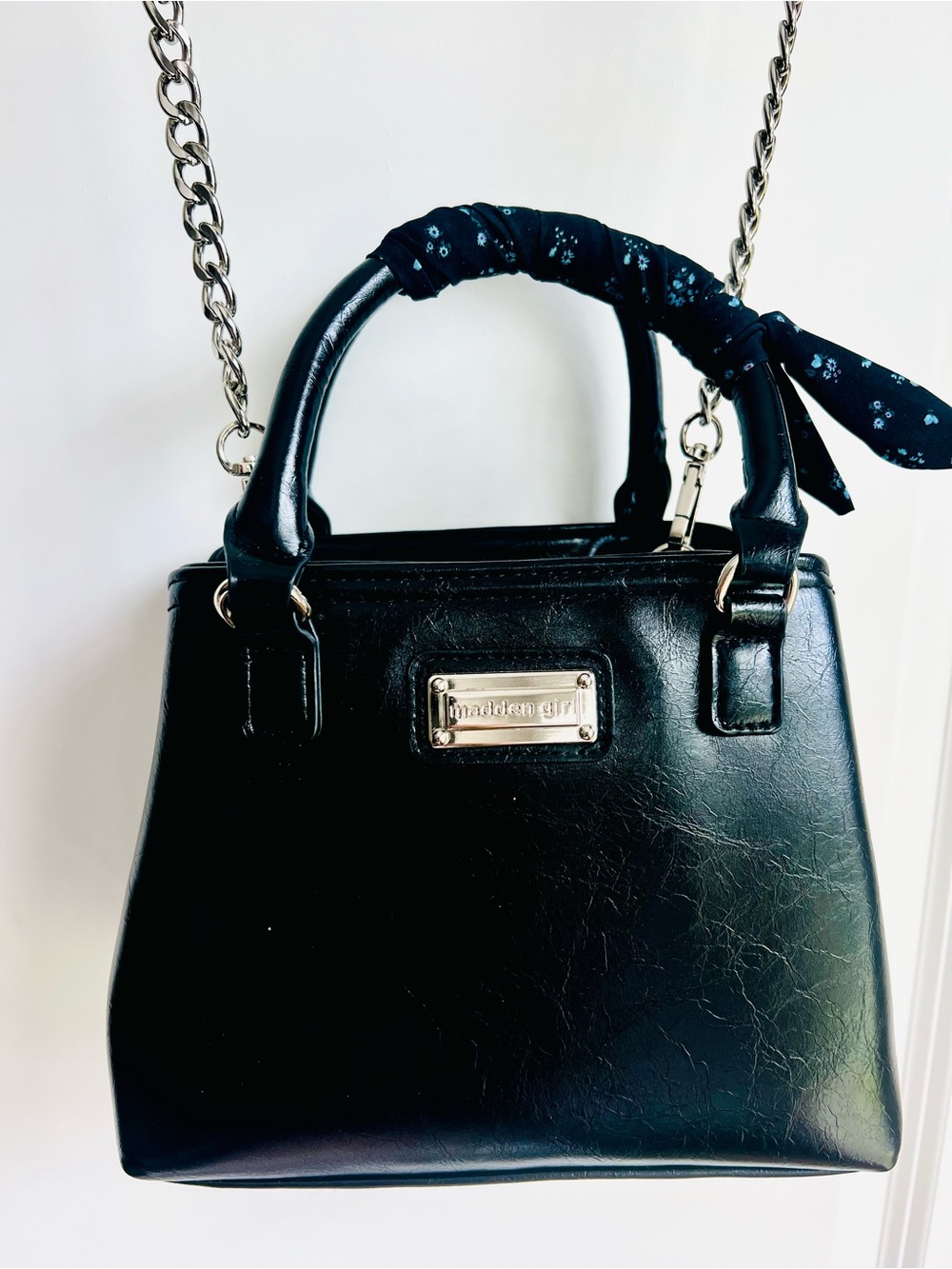 Madden Girl Black Top-Handle Satchel with Chain Strap-Excellent condition